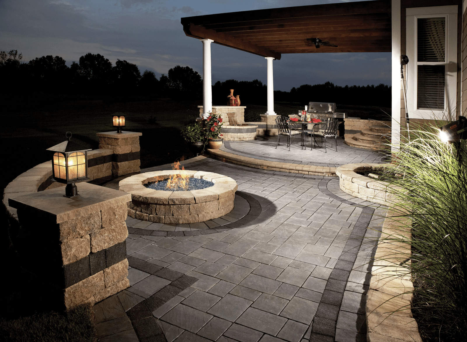 Why You Must Use An Efflorescence Cleaner Before Sealing Pavers: Expert Tips